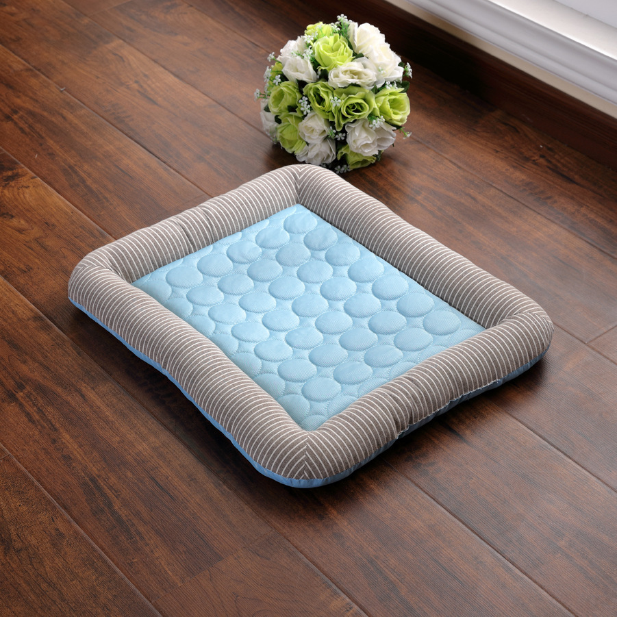 Pet Cooling Pad Bed for Dogs Cats Puppy Kitten Cool Mat - Image 3
