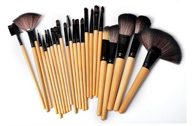 Gift Bag of 24 Pcs Makeup Brush Sets Professional - Image 5
