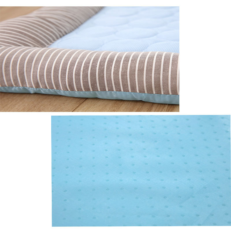 Pet Cooling Pad Bed for Dogs Cats Puppy Kitten Cool Mat - Image 5