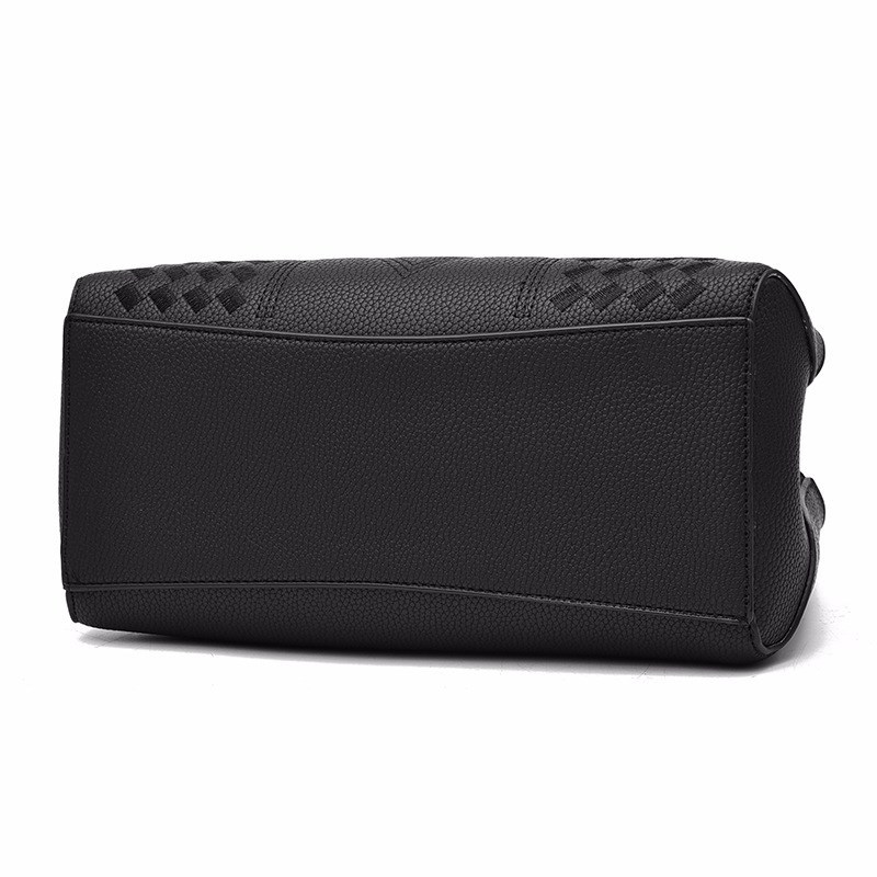 Women's Luxury Crossbody Handbag - Image 8