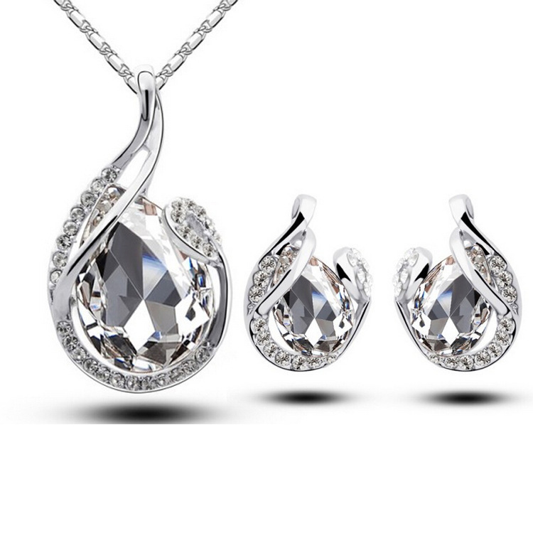 3pcs Rhinestone Necklace Set with Earrings Fashion - Image 3
