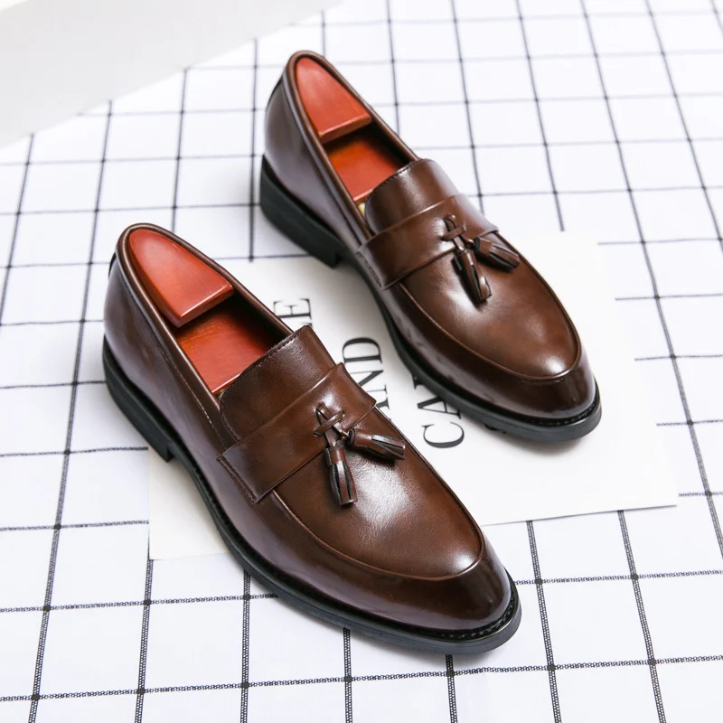 Casual Men Loafers Classic Tassel Men Leather Shoes - Image 4