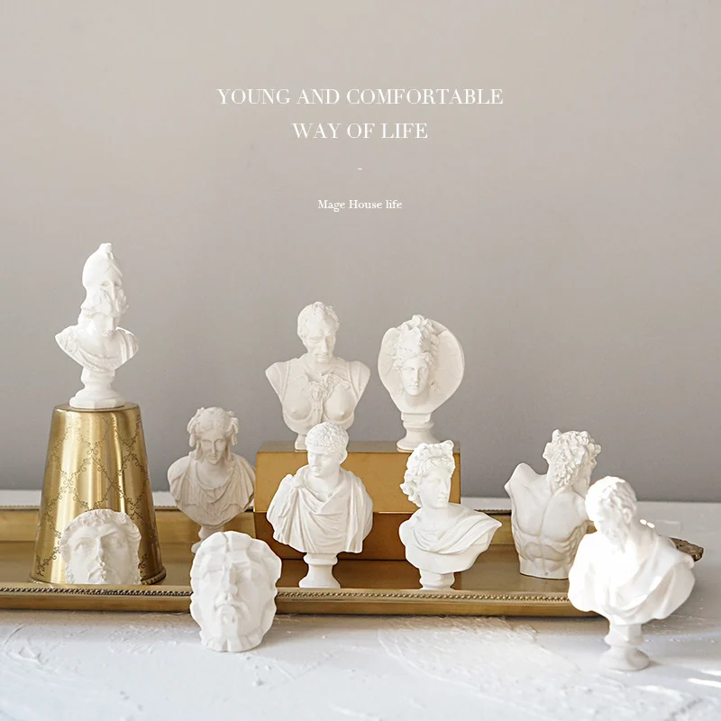 Mini Plaster Statue Decoration Sketch Resin Statue - Image 2