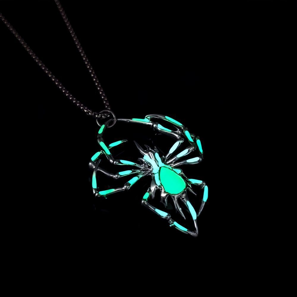Halloween Creative Stereo Luminous Spider Necklace - Image 4