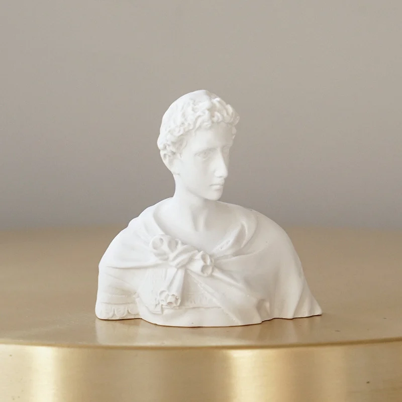 Mini Plaster Statue Decoration Sketch Resin Statue - Image 10