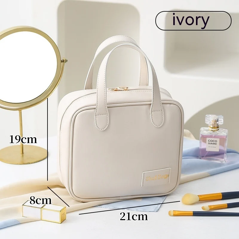 PU Large Capacity Travel Make Up Storage Organizer - Image 5
