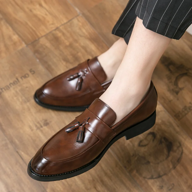 Casual Men Loafers Classic Tassel Men Leather Shoes - Image 3