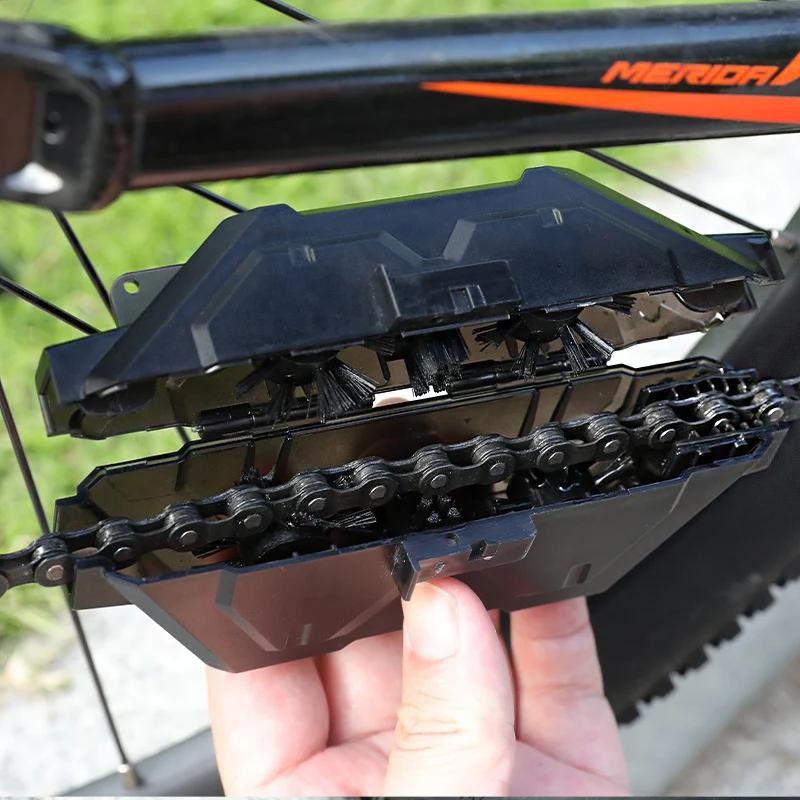 Portable Bicycle Motorcycle Chain Cleaner Bike Brushes - Image 6