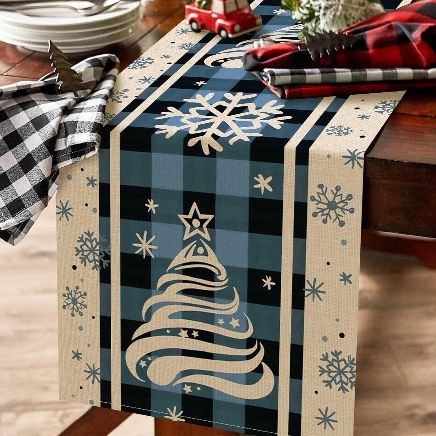 Christmas Trees Merry Xmas Table Runner - Image 4