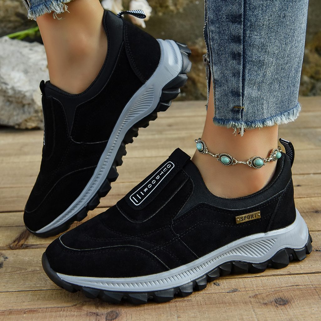 Outdoor Slip-on Sports Shoes Comfortable Walking